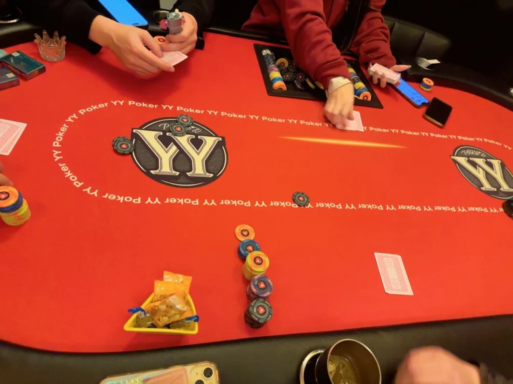 YY Poker&Bar