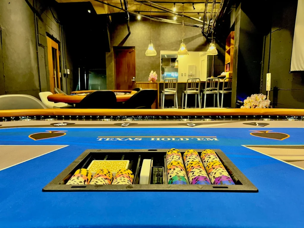 Amusement Casino Poker Base
