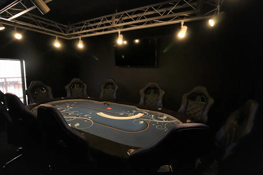 POKER HOUSE OSKER